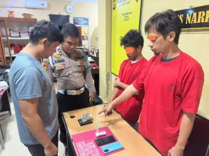 Berkat Informasi Masyarakat, Bandar dan Kurir Sabu Diciduk Satresnarkoba Polres Rohul