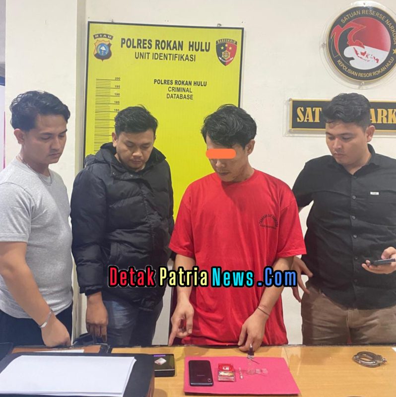 Sat Resnarkoba Polres Rokan Hulu Tangkap Pengedar Sabu di Kebun Sawit Ujungbatu Timur