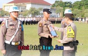 Kapolda Riau Pecat Anggota yang Terlibat Narkoba, Beri Penghargaan kepada Personel Berprestasi