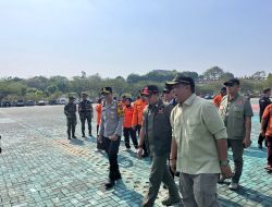 Kepala BNPB Tinjau Langsung Lokasi Karhutla di Rokan Hulu, Siapkan 5 Helikopter Water Bombing