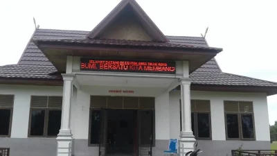 Kades Teluk Sono Dinilai Tebang Pilih: Perangkat Desa Mangkir Bulan-Bulan Tetap Digaji