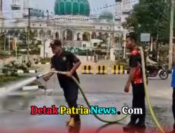 Menjelang HUT ke-26, Pemkab Rohul Percantik Wajah Kota dengan Aksi Bersih Jalan Protokol