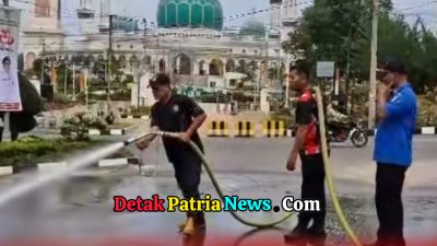 Menjelang HUT ke-26, Pemkab Rohul Percantik Wajah Kota dengan Aksi Bersih Jalan Protokol