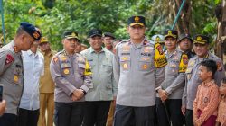 Wakapolda Riau Tinjau Pembangunan Jembatan Gantung Merah Putih Presisi di Rokan Hulu