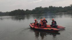 Pria Asal Bandung Tenggelam di Sungai Kampar, Pencarian Hari Kedua Masih Berlangsung