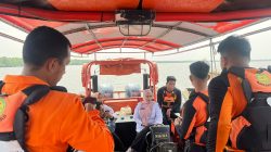 6 Penumpang Kapal Dievakuasi SAR Meranti, Mesin Mati di Perairan Sungai Dua